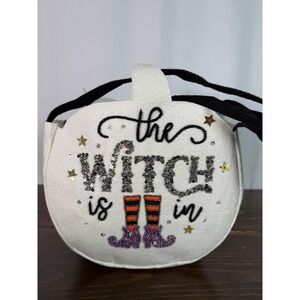 Halloween Felt Trick or Treat Bag Witch is In Pumpkin Shaped Decoration